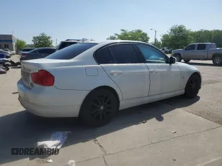 2011 BMW 3 Series 328i xDrive z VIN WBAPK5G56BNN30256, wystawiony jako Copart lot #56386585 z przebiegiem 141 571 mil mil oraz Szkoda całkowita • Salvage title. Historia ofert i sprzedaży dostępna na DreamBid. Obrazek 3.