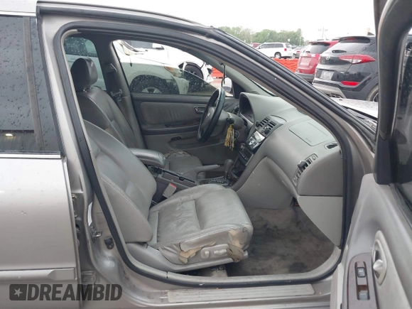 2002 Nissan Maxima GLE с VIN JN1DA31A32T308663, выставлен на аукционе IAAI как лот 42136460 с пробегом 235 632 миль миль и . История ставок и продаж доступна на DreamBid. Изображение 5.