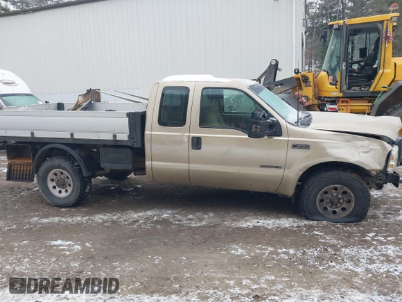 2000 Ford F-250 XL with VIN 1FTNX20F5YEB91401, listed as a IAAI auction lot 41177820 with 187,109 mi miles and . Bid and sale history available at DreamBid. Image 13.