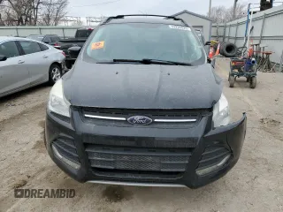 2013 Ford Escape SE with VIN 1FMCU0GXXDUB76102, listed as a Copart auction lot 44226025 with 104,127 mi miles and Salvage Title. Bid and sale history available at DreamBid. Image 5.