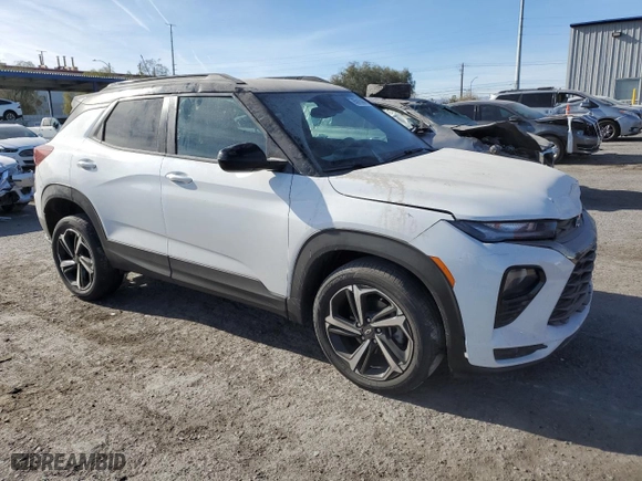 2021 Chevrolet TrailBlazer RS with VIN KL79MTSL5MB164095, listed as a Copart auction lot 85916384 with 71,109 mi miles and Salvage Title. Bid and sale history available at carsss.com. Image 4.