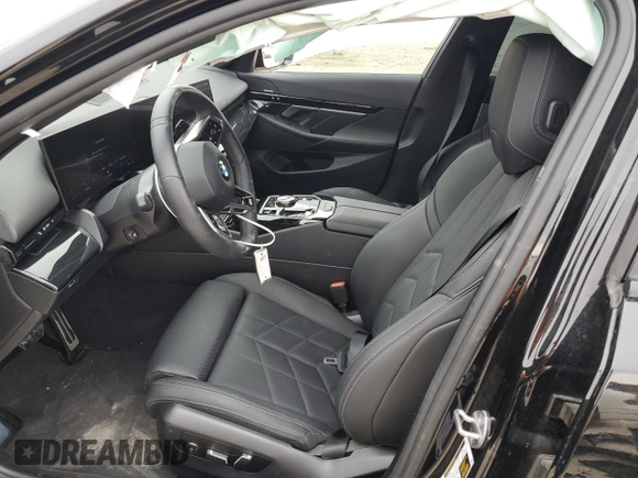 2024 BMW 5 Series 530i with VIN WBA43FJ0XRCR73485, listed as a Copart auction lot 88662895 with 9,405 mi miles and Salvage Title. Bid and sale history available at carsss.com. Image 7.