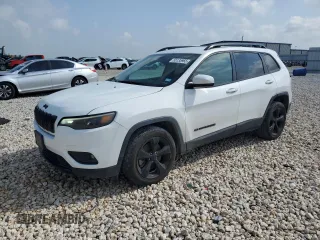 2019 Jeep Cherokee Altitude with VIN 1C4PJLLB1KD338738, listed as a Copart auction lot 55135965 with 72,709 mi miles and Clean title. Bid and sale history available at DreamBid. Image 1.