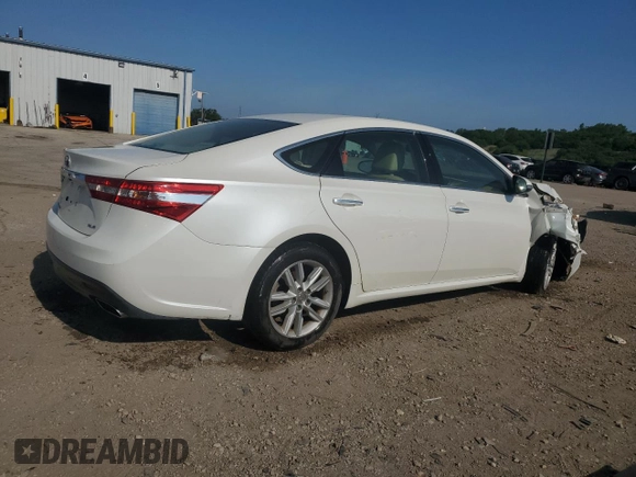 2013 Toyota Avalon XLE with VIN 4T1BK1EB1DU056204, listed as a Copart auction lot 61226095 with 111,938 mi miles and Salvage title. Bid and sale history available at DreamBid. Image 3.