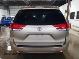 2013 Toyota Sienna XLE AAS с VIN 5TDYK3DC3DS303568, выставлен на аукционе Copart как лот 60126645 с пробегом 63 194 миль миль и Списание • Salvage title. История ставок и продаж доступна на DreamBid. Изображение 6.