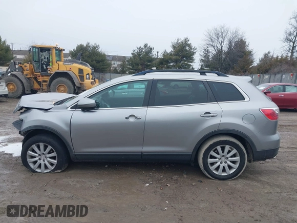 2010 Mazda CX-9 Sport with VIN JM3TB2MV4A0215219, listed as a IAAI auction lot 41556257 with 247,813 mi miles. Bid and sale history available at carsss.com. Image 14.