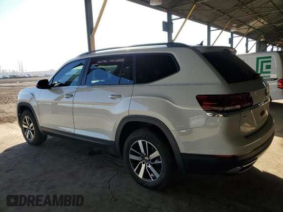 2021 Volkswagen Atlas SE with VIN 1V2DP2CA8MC501136, listed as a Copart auction lot 82998394 with 79,465 mi miles and Salvage title. Bid and sale history available at DreamBid. Image 2.