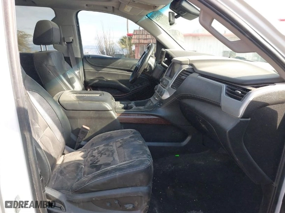 2017 GMC Yukon SLT with VIN 1GKS2BKC7HR376552, listed as a IAAI auction lot 41450226 with 124,590 mi miles. Bid and sale history available at carsss.com. Image 5.
