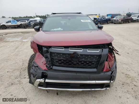 2024 Nissan Pathfinder SV with VIN 5N1DR3BD2RC310148, listed as a Copart auction lot 45685355 with 7,335 mi miles and Salvage Title. Bid and sale history available at carsss.com. Image 5.