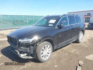 2018 Volvo XC90 Momentum with VIN YV4A22PKXJ1325880, listed as a IAAI auction lot 41719160 with 105,810 mi miles. Bid and sale history available at carsss.com. Image 18.