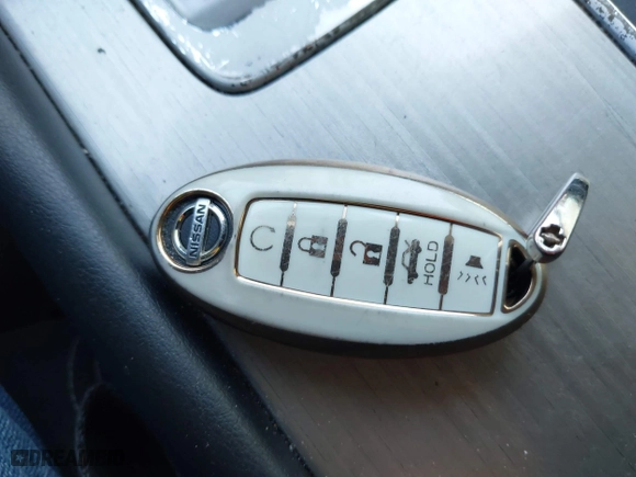 2018 Nissan Murano Platinum with VIN 5N1AZ2MG4JN130201, listed as a IAAI auction lot 41773699 with 92,825 mi miles. Bid and sale history available at carsss.com. Image 11.