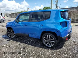 2020 Jeep Renegade Jeepster z VIN ZACNJAAB7LPL97436, wystawiony jako Copart lot #72760844 z przebiegiem 50 105 mil mil oraz Czysty tytuł • Clean title. Historia ofert i sprzedaży dostępna na DreamBid. Obrazek 2.