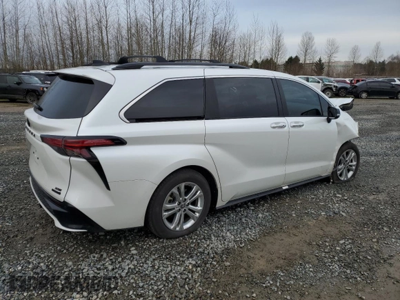 2023 Toyota Sienna XSE 25th Anniversary z VIN 5TDCSKFCXPS083271, wystawiony jako Copart lot #88786265 z przebiegiem 39 867 mil mil oraz Czysty tytuł • Clean title. Historia ofert i sprzedaży dostępna na DreamBid. Obrazek 3.