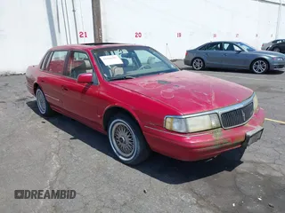 1994 Lincoln Continental с VIN 1LNLM9843RY603130, выставлен на аукционе IAAI как лот 42316357 с пробегом Не указан миль и . История ставок и продаж доступна на DreamBid. Изображение 1.