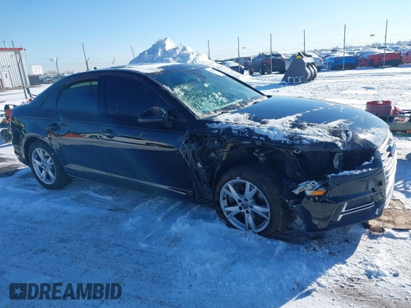 2018 Audi A4 Premium с VIN WAUDNAF48JN020565, выставлен на аукционе IAAI как лот 41370691 с пробегом 67 751 миль миль и . История ставок и продаж доступна на DreamBid. Изображение 13.