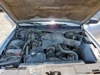 2004 Ford Crown Victoria LX z VIN 2FAFP74W54X184815, wystawiony jako Copart lot #57280725 z przebiegiem 294 513 mil mil oraz Szkoda całkowita • Salvage title. Historia ofert i sprzedaży dostępna na DreamBid. Obrazek 11.