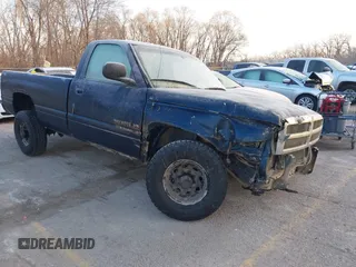 2001 Dodge Ram 2500 with VIN 3B7KC26Z81M259111, listed as a IAAI auction lot 41410635 with 155,724 mi miles. Bid and sale history available at carsss.com. Image 1.