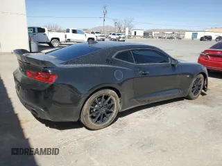 2017 Chevrolet Camaro 1LT z VIN 1G1FB1RX2H0132109, wystawiony jako Copart lot #49924125 z przebiegiem 48 504 mil mil oraz Szkoda całkowita • Salvage title. Historia ofert i sprzedaży dostępna na DreamBid. Obrazek 3.