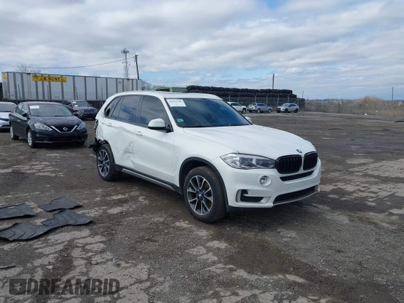 2017 BMW X5 xDrive35i with VIN 5UXKR0C3XH0X82080, listed as a IAAI auction lot 41820700 with 126,235 mi miles. Bid and sale history available at carsss.com. Image 1.