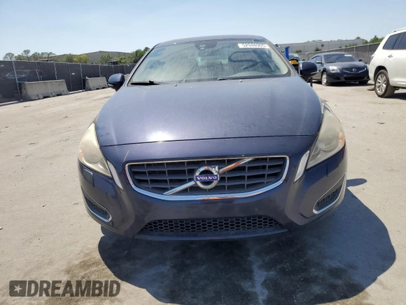 2013 Volvo S60 T5 Premier with VIN YV1612FS5D2208052, listed as a Copart auction lot 52948905 with 113,263 mi miles and Clean Title. Bid and sale history available at carsss.com. Image 5.