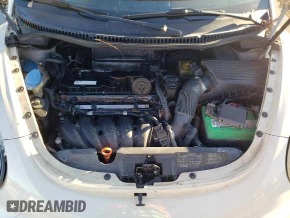 2009 Volkswagen Beetle S with VIN 3VWRF31Y89M409768, listed as a Copart auction lot 88046085 with 150,988 mi miles and Salvage title. Bid and sale history available at DreamBid. Image 11.