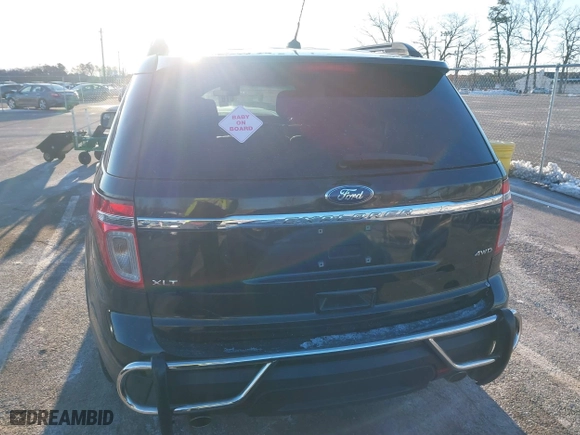 2014 Ford Explorer XLT with VIN 1FM5K8D89EGA00555, listed as a IAAI auction lot 41287417 with 142,952 mi miles. Bid and sale history available at carsss.com. Image 16.
