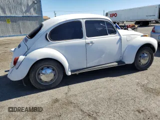 1971 Volkswagen Beetle with VIN 1112647256, listed as a Copart auction lot 46463125 with 90,558 mi miles and Clean Title. Bid and sale history available at DreamBid. Image 3.