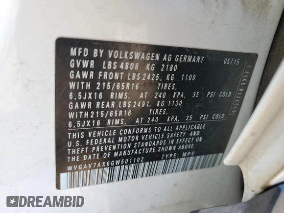 2016 Volkswagen Tiguan S z VIN WVGAV7AX6GW501102, wystawiony jako Copart lot #54174845 z przebiegiem 46 616 mil mil oraz Szkoda całkowita • Salvage title. Historia ofert i sprzedaży dostępna na DreamBid. Obrazek 13.