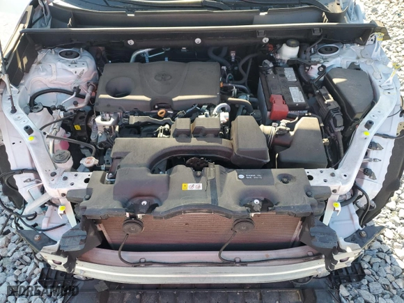 2022 Toyota RAV4 XLE with VIN 2T3W1RFV9NW215670, listed as a Copart auction lot 50312135 with 52,808 mi miles and Salvage Title. Bid and sale history available at carsss.com. Image 12.