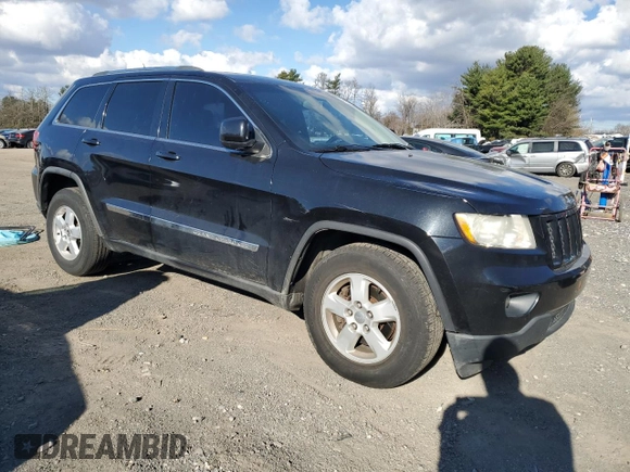 2011 Jeep Grand Cherokee Laredo with VIN 1J4RR4GG6BC510713, listed as a Copart auction lot 49555785 with 177,153 mi miles and Clean Title. Bid and sale history available at carsss.com. Image 4.