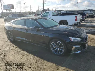 2024 Audi A5 Sportback S line Premium z VIN WAUDACF58RA004479, wystawiony jako Copart lot #48067125 z przebiegiem 5 952 mil mil oraz Szkoda całkowita • Salvage title. Historia ofert i sprzedaży dostępna na DreamBid. Obrazek 4.