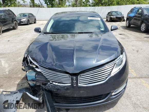 2014 Lincoln MKZ z VIN 3LN6L2G97ER822718, wystawiony jako Copart lot #55264075 z przebiegiem 141 738 mil mil oraz Szkoda całkowita • Salvage title. Historia ofert i sprzedaży dostępna na DreamBid. Obrazek 5.