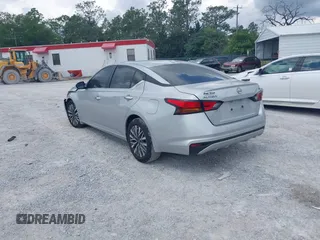 2024 Nissan Altima SV с VIN 1N4BL4DV8RN427073, выставлен на аукционе IAAI как лот 42152075 с пробегом 10 175 миль миль и . История ставок и продаж доступна на DreamBid. Изображение 3.