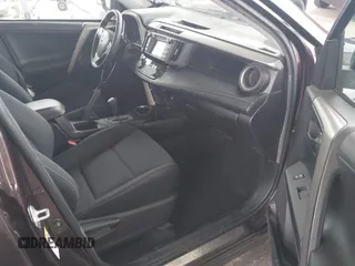 2017 Toyota RAV4 XLE с VIN 2T3WFREV5HW389968, выставлен на аукционе IAAI как лот 42359862 с пробегом 76 828 миль миль и . История ставок и продаж доступна на DreamBid. Изображение 5.