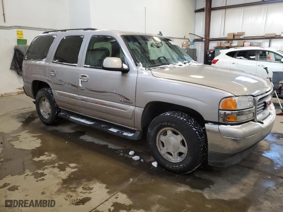 2006 GMC Yukon SLT with VIN 1GKEC13T86J104896, listed as a Copart auction lot 37748224 with 184,327 mi miles and Clean Title. Bid and sale history available at carsss.com. Image 4.