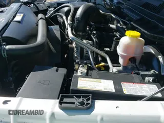 2021 Ram 1500 Tradesman z VIN 3C6RR7KT7MG665371, wystawiony jako IAAI lot #43357325 z przebiegiem 94 191 mil mil oraz . Historia ofert i sprzedaży dostępna na DreamBid. Obrazek 19.