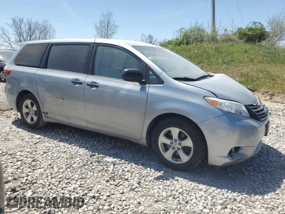2015 Toyota Sienna L with VIN 5TDZK3DC3FS641656, listed as a Copart auction lot 56275585 with 136,382 mi miles and Clean Title. Bid and sale history available at DreamBid. Image 4.