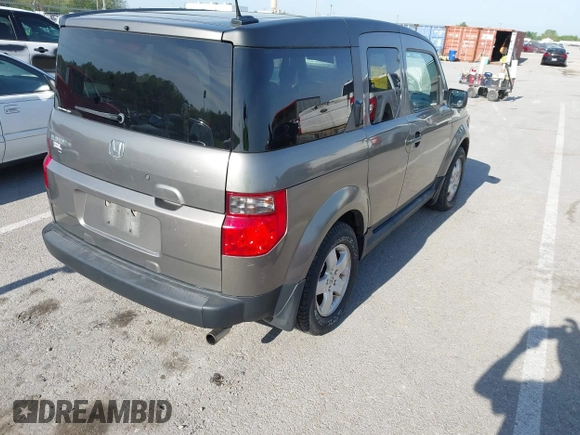 2008 Honda Element EX with VIN 5J6YH287X8L003386, listed as a IAAI auction lot 42110666 with 291,685 mi miles and . Bid and sale history available at DreamBid. Image 4.