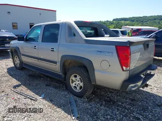 2004 Chevrolet Avalanche Z71 with VIN 3GNEK12T74G334998, listed as a IAAI auction lot 42705106 with 267,992 mi miles and . Bid and sale history available at DreamBid. Image 3.