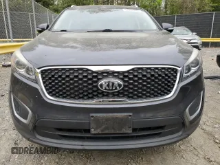 2017 Kia Sorento LX with VIN 5XYPGDA38HG327987, listed as a Copart auction lot 53922925 with 134,047 mi miles and Clean Title. Bid and sale history available at carsss.com. Image 5.