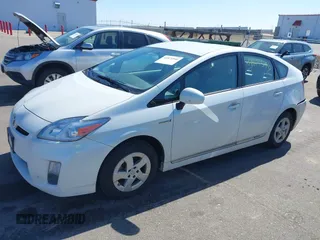 2011 Toyota Prius I with VIN JTDKN3DU1B0270124, listed as a IAAI auction lot 41871546 with 272,088 mi miles. Bid and sale history available at carsss.com. Image 2.