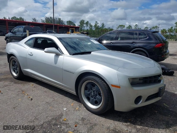 2012 Chevrolet Camaro 2LS with VIN 2G1FA1E32C9157807, listed as a IAAI auction lot 41667947 with 94,890 mi miles. Bid and sale history available at carsss.com. Image 1.