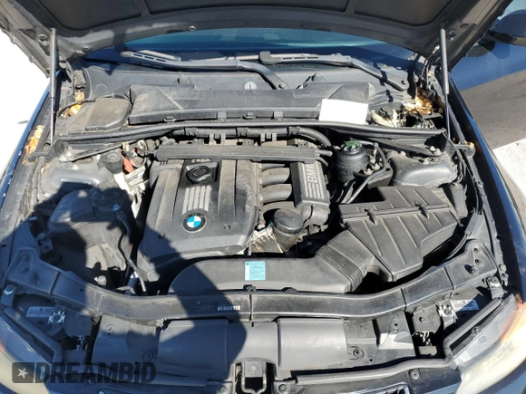 2008 BMW 3 Series 328i with VIN WBAVA33528KX85551, listed as a Copart auction lot 82986724 with 177,234 mi miles and Salvage title. Bid and sale history available at DreamBid. Image 11.