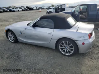 2007 BMW Z4 3.0i with VIN 4USBU33527LW73168, listed as a Copart auction lot 50080395 with 147,040 mi miles and Salvage Title. Bid and sale history available at carsss.com. Image 2.