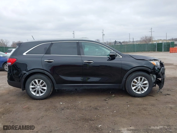 2016 Kia Sorento LX with VIN 5XYPG4A50GG129744, listed as a IAAI auction lot 41711949 with 127,954 mi miles. Bid and sale history available at carsss.com. Image 13.