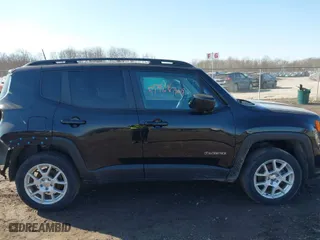 2021 Jeep Renegade Latitude with VIN ZACNJDBB9MPN28674, listed as a IAAI auction lot 41768369 with 86,189 mi miles. Bid and sale history available at carsss.com. Image 14.