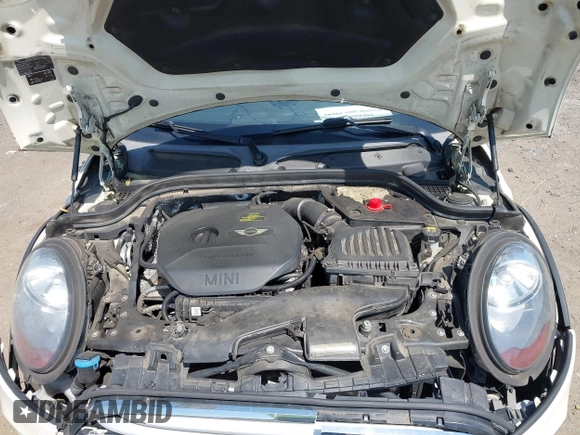 2015 MINI Hardtop 4 Door with VIN WMWXS5C53FT832742, listed as a IAAI auction lot 42059417 with 114,671 mi miles and . Bid and sale history available at DreamBid. Image 10.