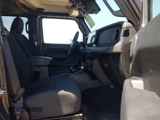 2025 Jeep Wrangler Rubicon с VIN 1C4RJXR68SW575547, выставлен на аукционе IAAI как лот 42642290 с пробегом 1 474 миль миль и . История ставок и продаж доступна на DreamBid. Изображение 5.