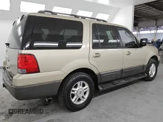 2006 Ford Expedition Special Service with VIN 1FMPU15576LA43623, listed as a Copart auction lot 47388125 with 170,529 mi miles and Clean Title. Bid and sale history available at carsss.com. Image 3.