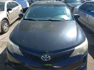 2013 Toyota Camry L with VIN 4T1BF1FK0DU713478, listed as a IAAI auction lot 41886214 with 161,920 mi miles. Bid and sale history available at carsss.com. Image 12.